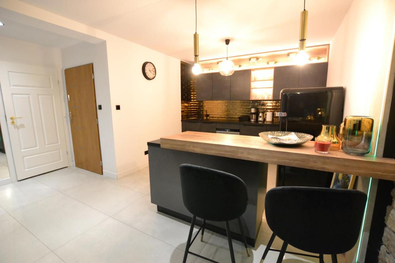 Apartament Gold ズオトリジャ エクステリア 写真