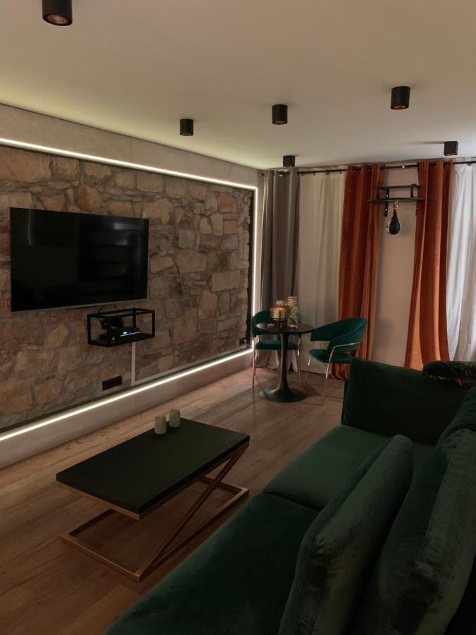 Apartament Gold ズオトリジャ エクステリア 写真